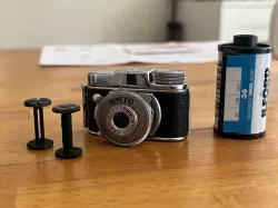 17.5 mm subminiature film spool