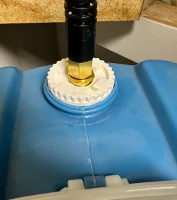 63mm caps for large liquid tanks