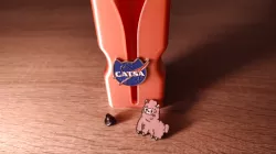 Enamel pin clutch remover