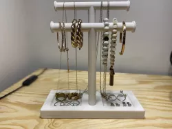 Jewelry holder/stand