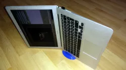 Macbook Air Side Stand