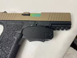 P80 Glock19 (PF940C) Naked Holster