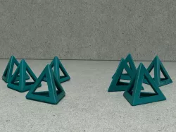 Pyramidal paint supports