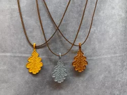 Ranger's Apprentice Oakleaf Medallion Necklace