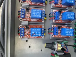 Relay holder