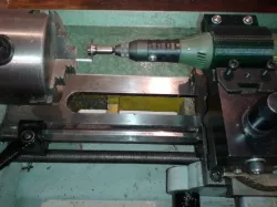 Simple toolpost grinder for 10" lathe