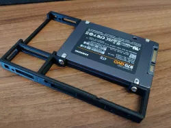 Synology DS218+ SSD Adapter