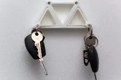 Triangle key holder
