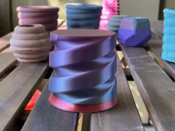 Vase Mode Twisty | Self-Sealing and Opening Storage Container