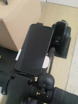 Wahoo mount for iPhone 13 Mini with Case