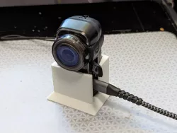 Cycliq Fly6 CE Gen3 charger stand