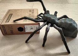 Giant Vase Spider - posable halloween print in vase mode!