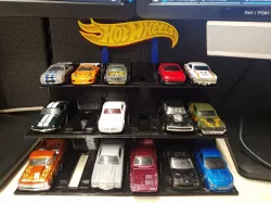 Hot wheels display