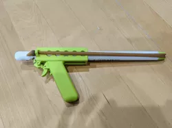 Pool Toy Spear Gun