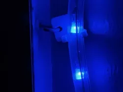 Rope light clip