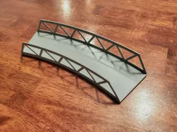 Curved truss bridge for HO trains