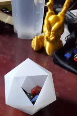 D20 Dice Rolling Cup