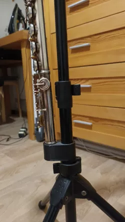 Flute holder