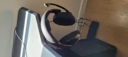 Headphone mount
