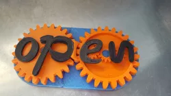 Open-CloseD sign