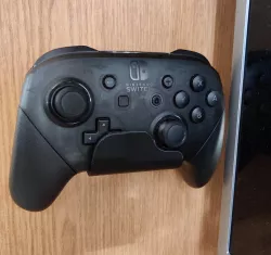 Switch Pro Controller wall mount