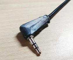 90 degrees 3.5mm jack cover