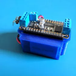 Adafruit Feather Case v2