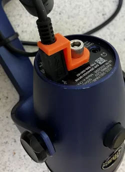 Blue Yeti-Nano USB cable strain relief