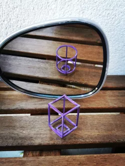 Circle to Square Illusion