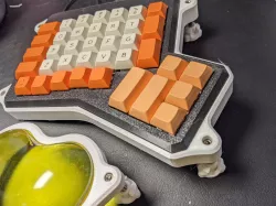 Ergodox PrintDox keyboard case tilt adjustment