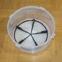 Filament spool Riser for round dry storage box