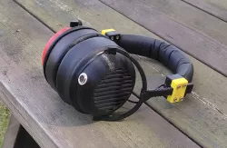 Headphones (DT-series pads)