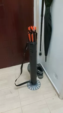 Stand for arrow tube