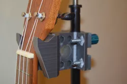 Ukelele holder for a mic stand