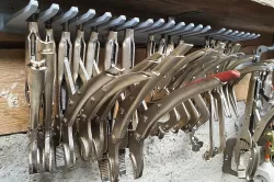 Vise grip pliers hanger