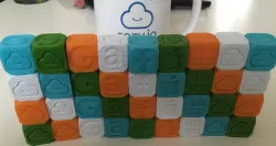 Cozy GAFAMS dice