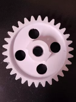 E002 Spinner Gear