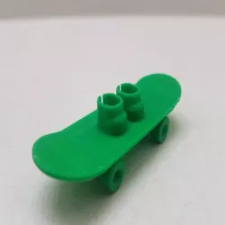 LOL Surprise Skateboard (side)