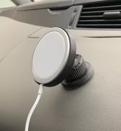 MagSafe car mount