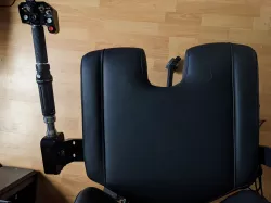 Quick release mount for Virpil collective to Monstertech chair