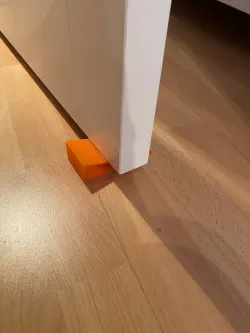 Simplistic door stop
