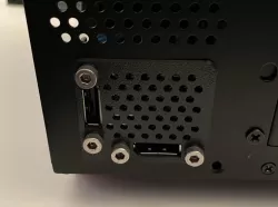 SSUPD Meshlicious rear GPU cable bracket for extension cables