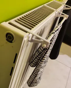 Supports de barre à torchons pour radiateur