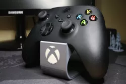 Xbox controller stand