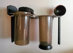 Aeropress Command Strip Wall Mount