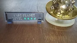 cast puzzle stand -planet-