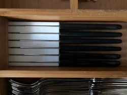 Knife separator