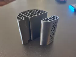 Legion 7 Gen 7 laptop stand