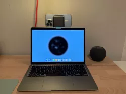 Magsafe Wallet Continuity Camera macOS iPhone Mount