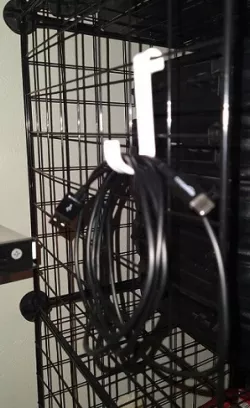 Small Light Duty Wire Cube Hook